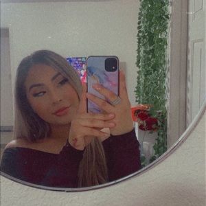 Meet your Posher, Lleni